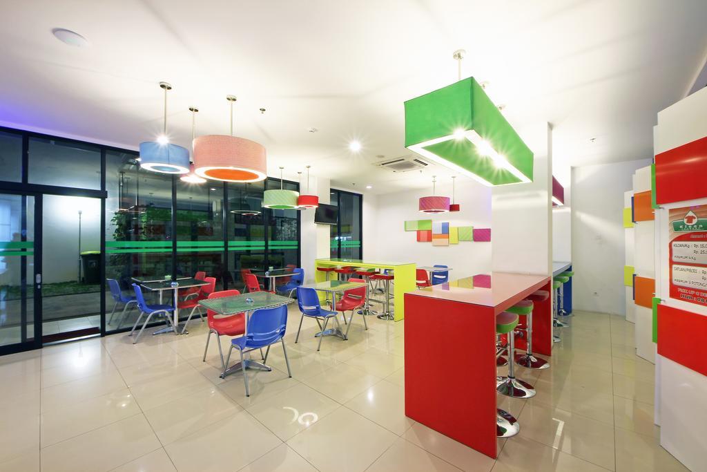 Pop! Hotel Tebet Jakarta Exteriér fotografie
