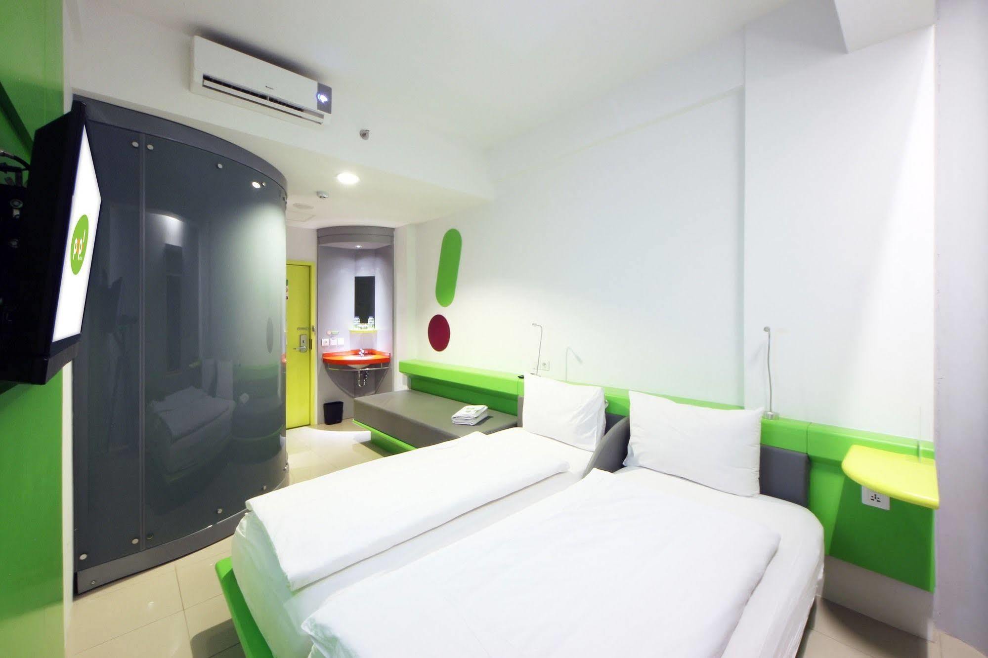 Pop! Hotel Tebet Jakarta Exteriér fotografie