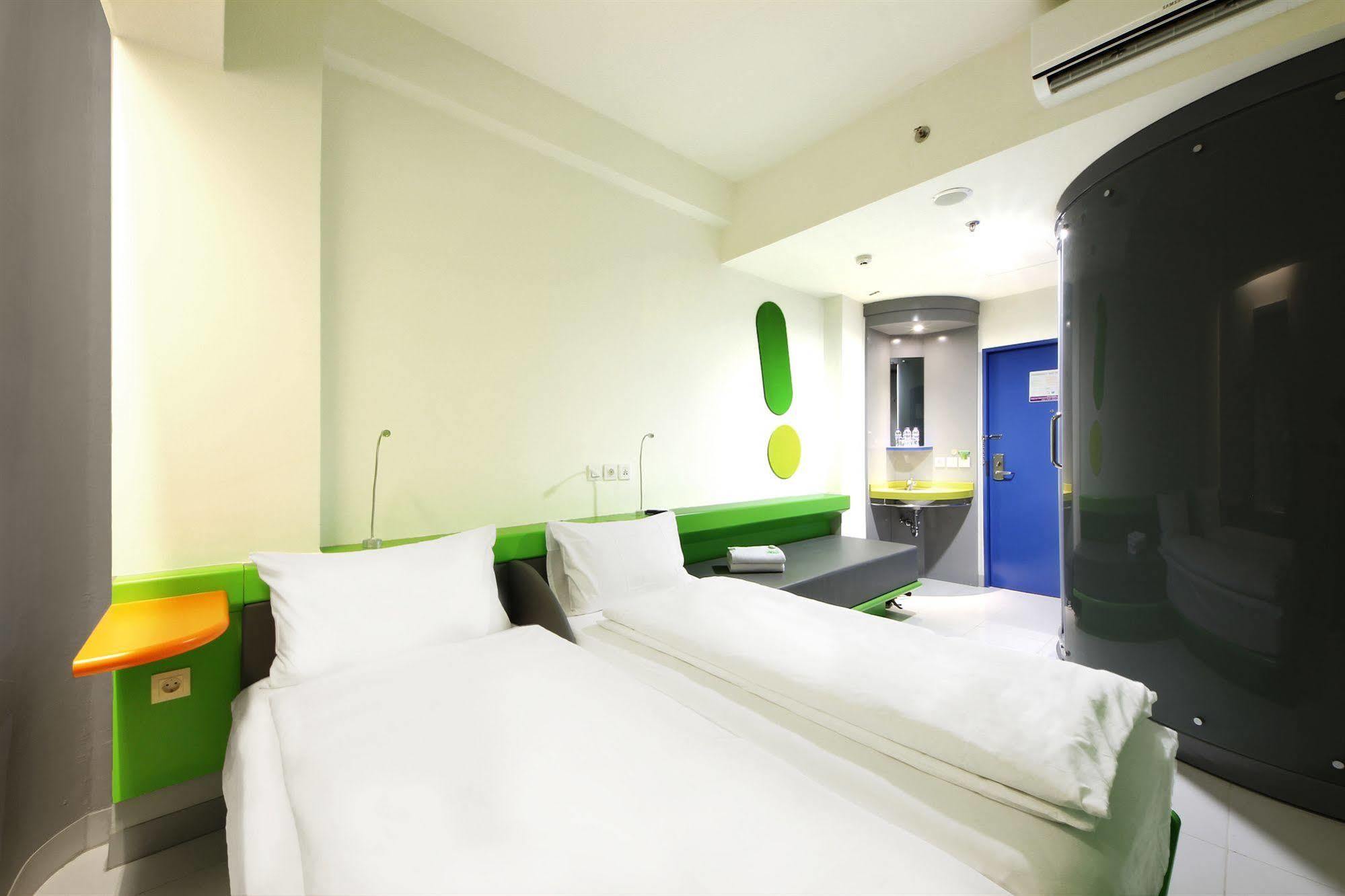 Pop! Hotel Tebet Jakarta Exteriér fotografie
